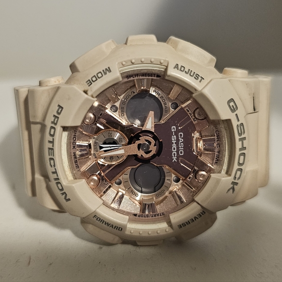 G-Shock Accessories - G shock women watch fits almost all wrist size from kids to women.